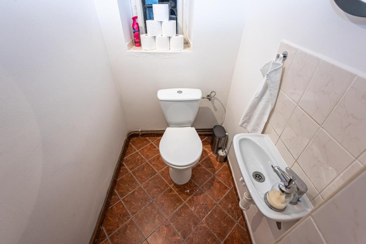 New Town Central Apartment Praag Buitenkant foto